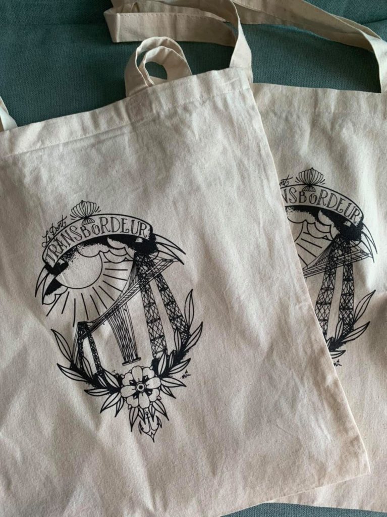 tote bag avec visuel du pont transbordeur de rochefort